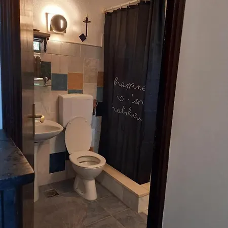 Vikendica Drazin Do Διαμέρισμα Τρέμπινιε